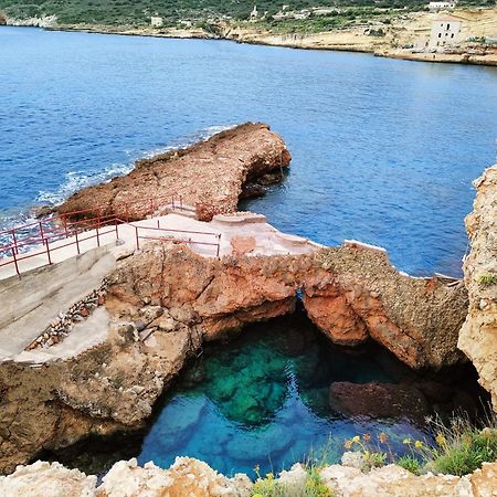 Athevillas Antonis Mína المظهر الخارجي الصورة
