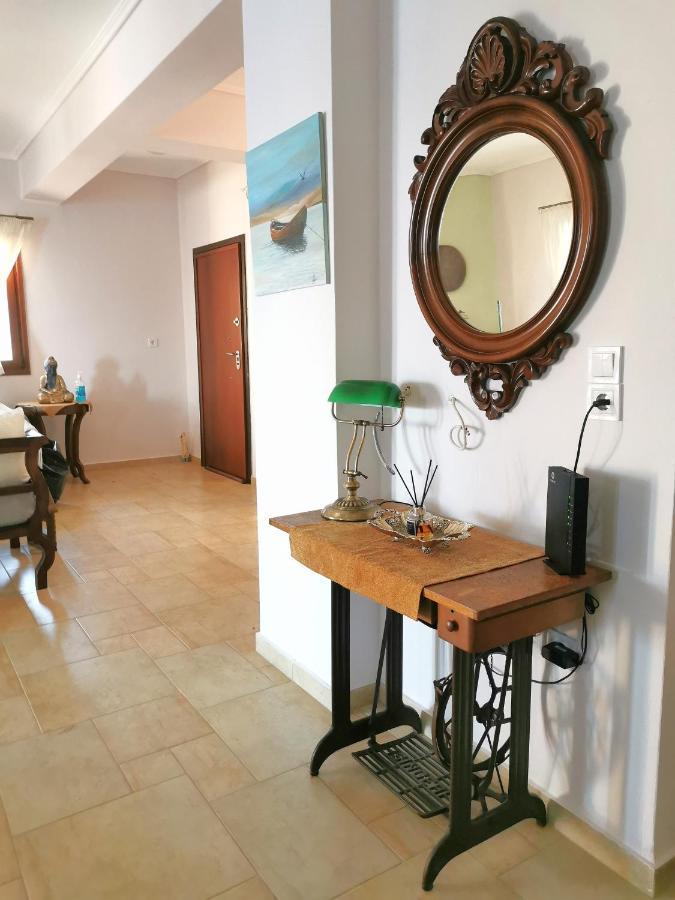 Athevillas Antonis Mína المظهر الخارجي الصورة