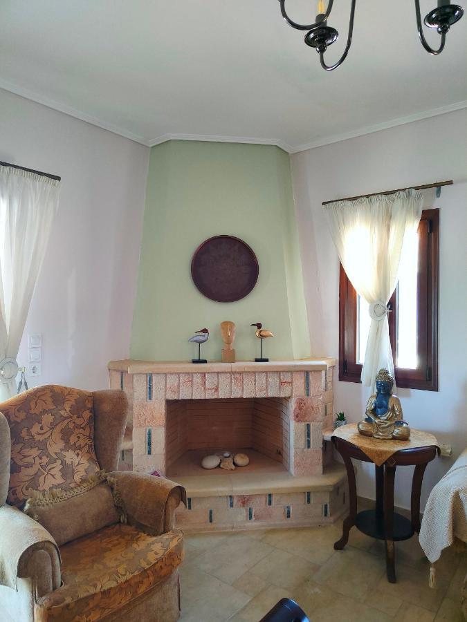 Athevillas Antonis Mína المظهر الخارجي الصورة