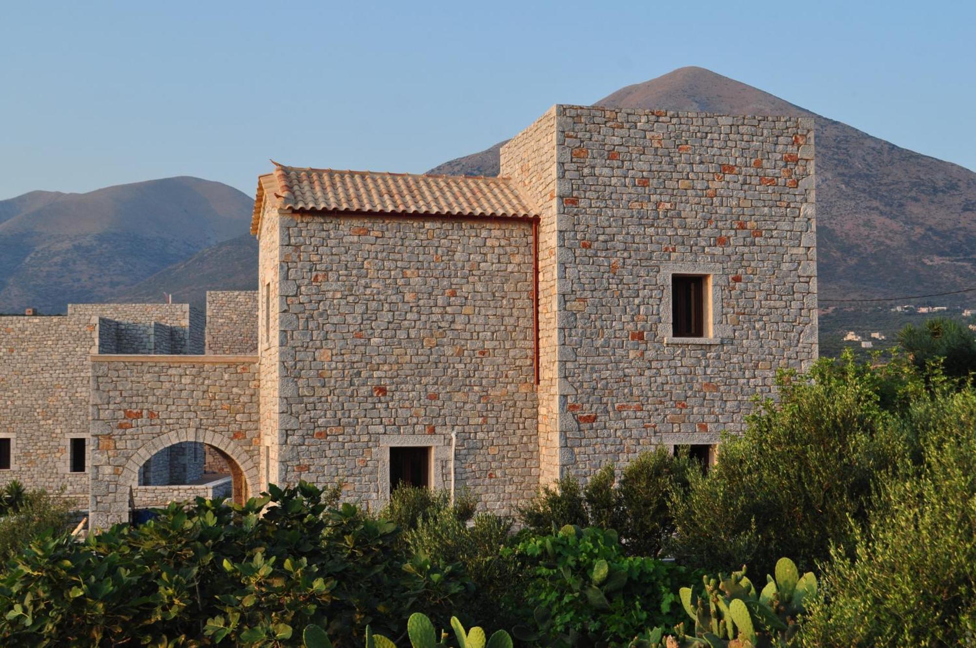 Athevillas Antonis Mína المظهر الخارجي الصورة