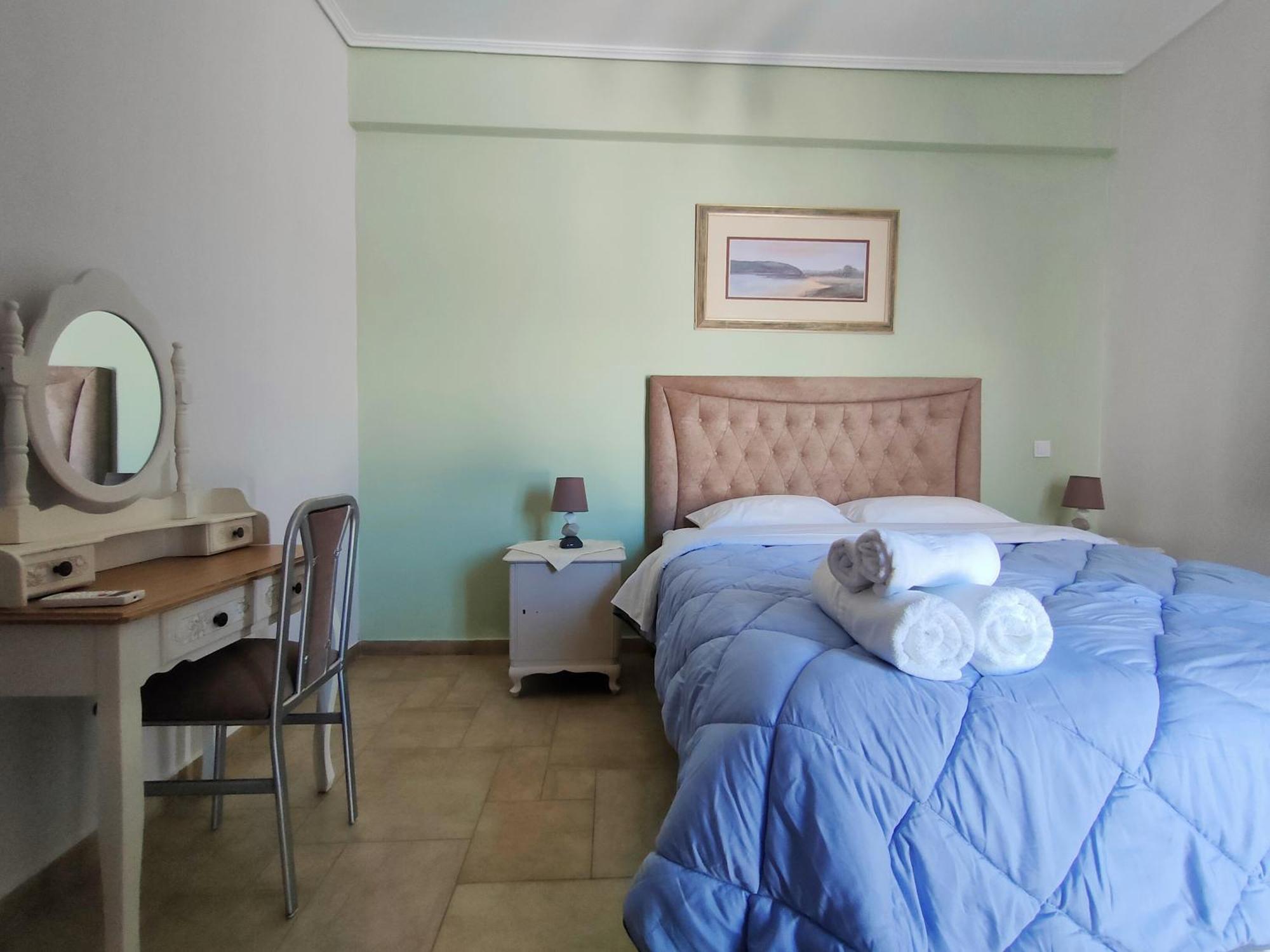 Athevillas Antonis Mína المظهر الخارجي الصورة