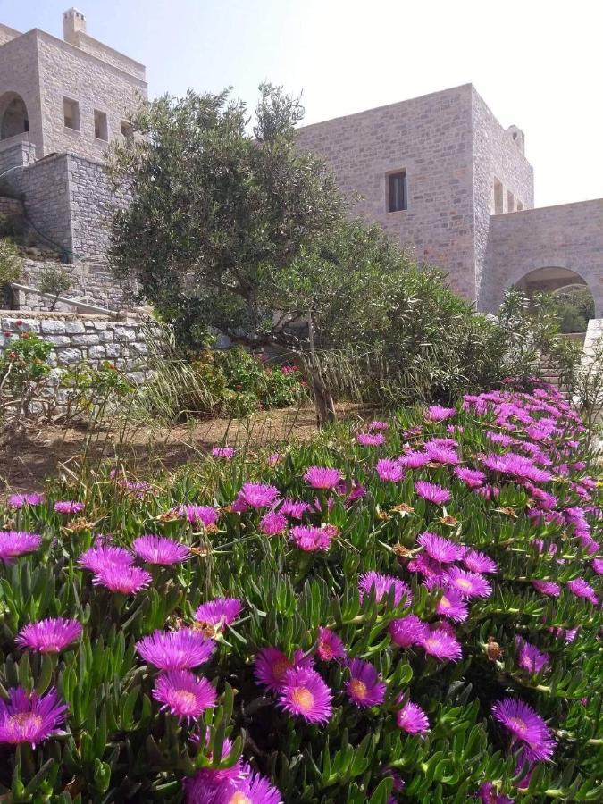 Athevillas Antonis Mína المظهر الخارجي الصورة